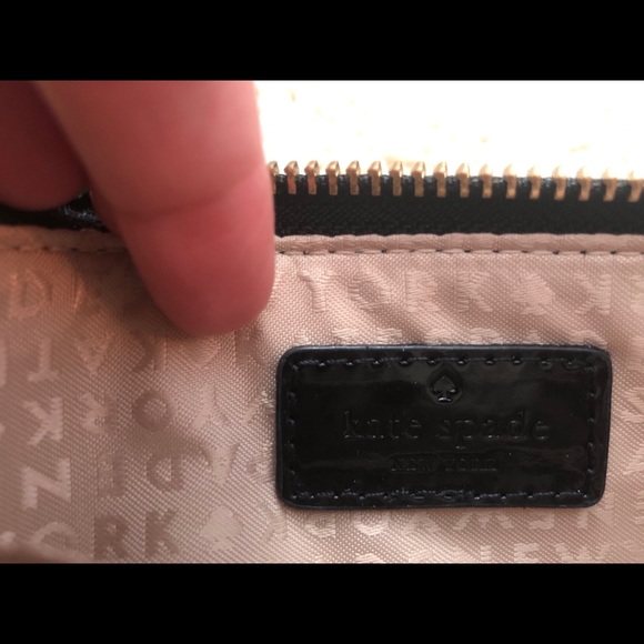 🌟 AUTHENTIC KATE SPADE CLUTCH 🌟 - Picture 3 of 5